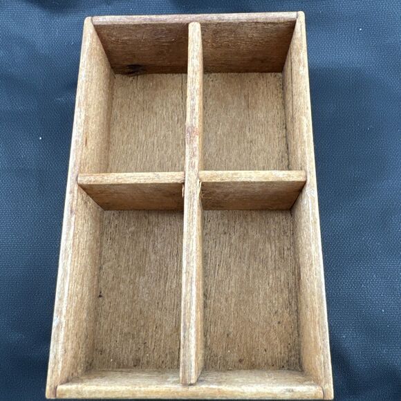 Spice Rack Vintage MCM 1950's Ceramic and Wood Roosters 4 Total Shakers - Picture 12 of 16